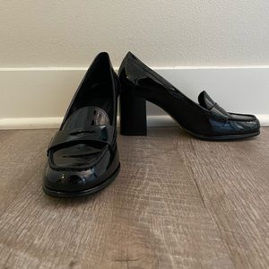 NWOT Michael by Michael Kors Loafers